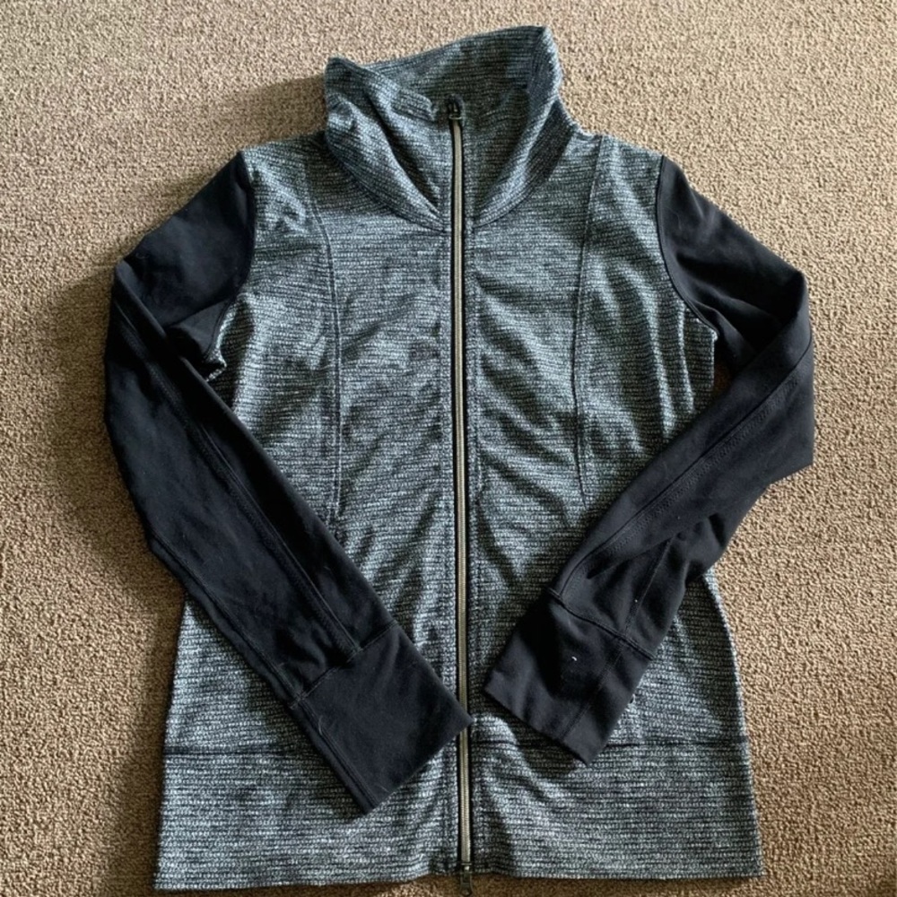 HUGE SALE! Lululemon Jacket Medium!